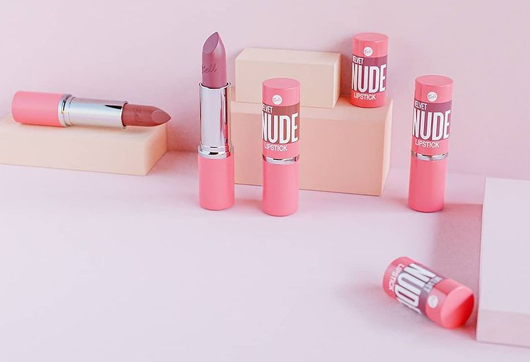 nude bell